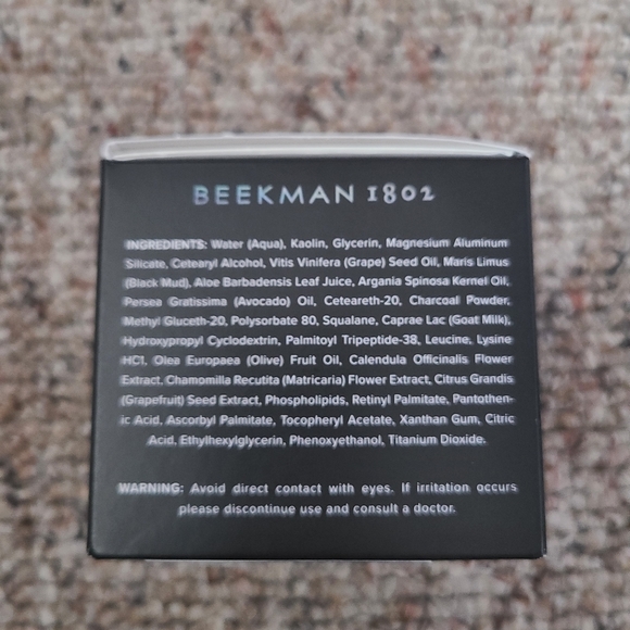 NIB Beekman 1802 Little Black Mask Retired - Picture 4 of 5
